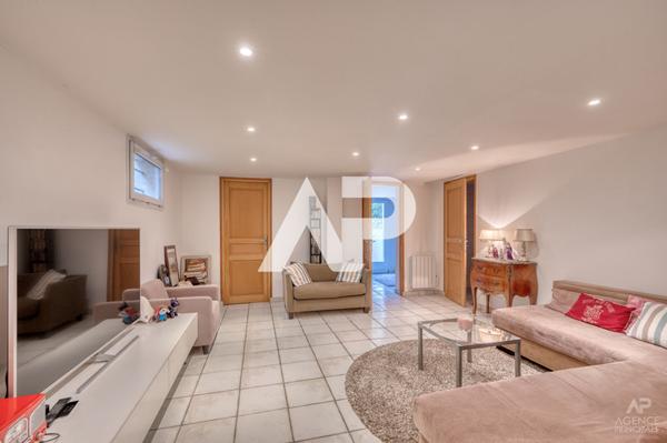 Maison Rueil Malmaison 6 pièce(s) 170m² €1 049 000 ** - Référence 19774