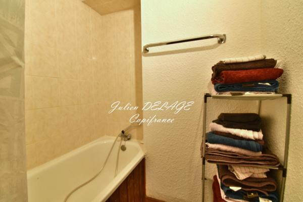 Appartement T2 bis plein sud, terrasse, parking – Entre lac et centre ville