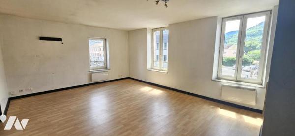 Lot de 2 appartements + combles aménageables