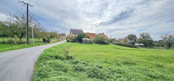 Maison mitoyenne de 130 m² à Cénac-et-Saint-Julien sur 1193 m² de terrain.
