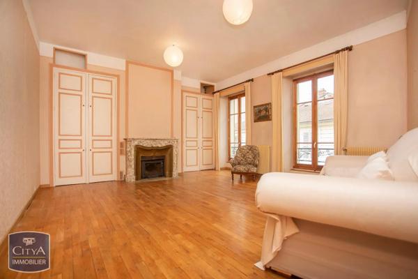 Appartement à vendre 7 pièces 178.9m² Roanne (42300)