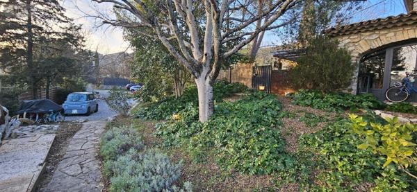 Maison à vendre à Saint-Hippolyte-du-Fort dans le Gard (30170), ref : 34019-431