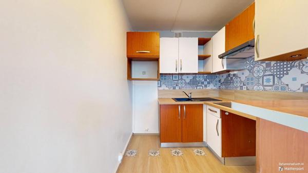 Appartement 3 pièces 48m2 - Metro L7