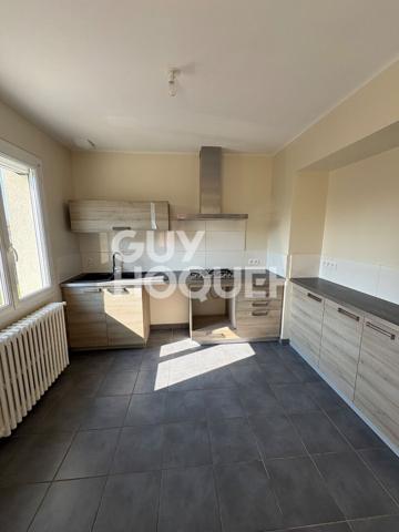 Maison Ternay 4 pièces 100 m2 avec une belle parcelle d'environ 600 m2