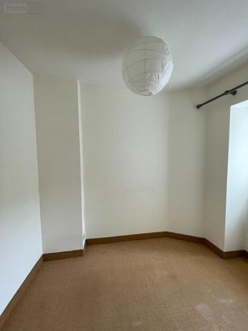 Maison à louer à Laval en Mayenne (53000), ref : 53032-L335