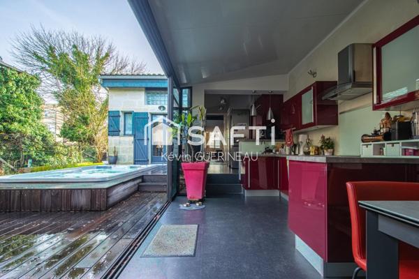 Belle échoppe en pierre 125m2 3 chambres jardin et piscine/spa