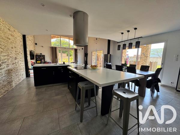 Maison à vendre 6 pièces 148 m² Montaigu-Vendée