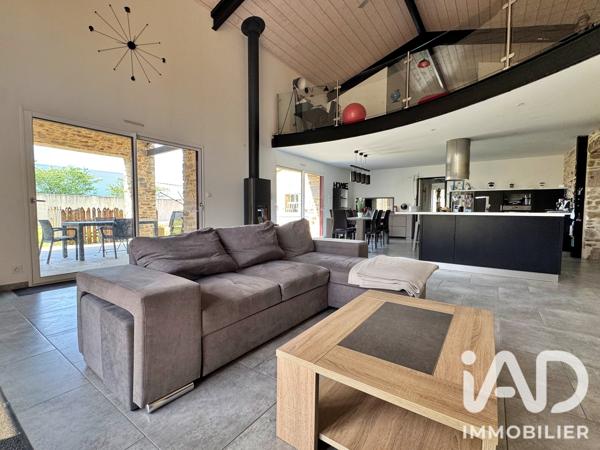 Maison à vendre 6 pièces 148 m² Montaigu-Vendée