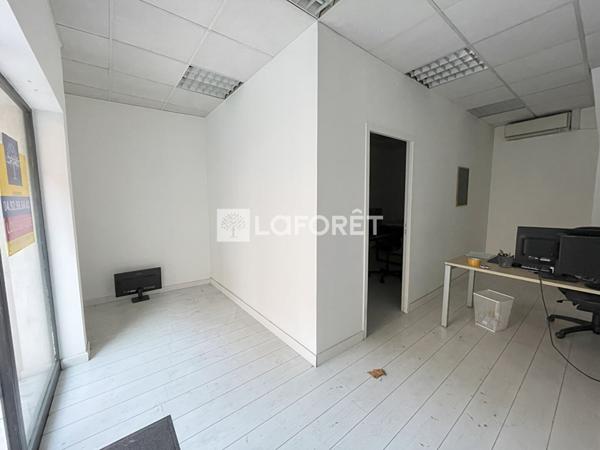 Location local commercial près de VALBONNE - 31 m² - 400 €/mois