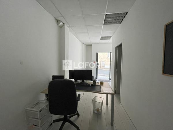 Location local commercial près de VALBONNE - 31 m² - 400 €/mois
