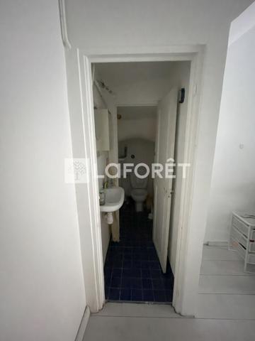 Location local commercial près de VALBONNE - 31 m² - 400 €/mois