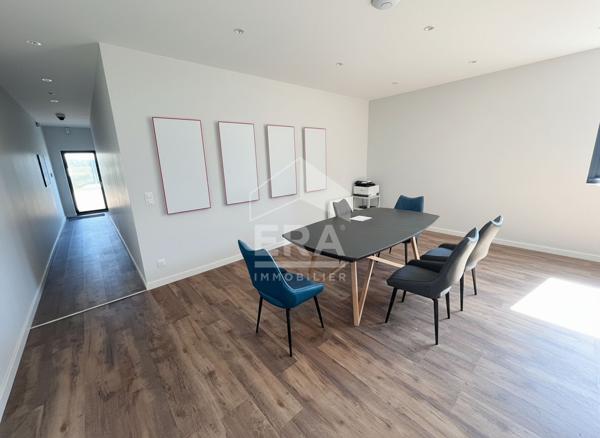 À  LOUER, Local professionnel de 96 m² avec stockage, Zone de Pouilley-les-Vignes