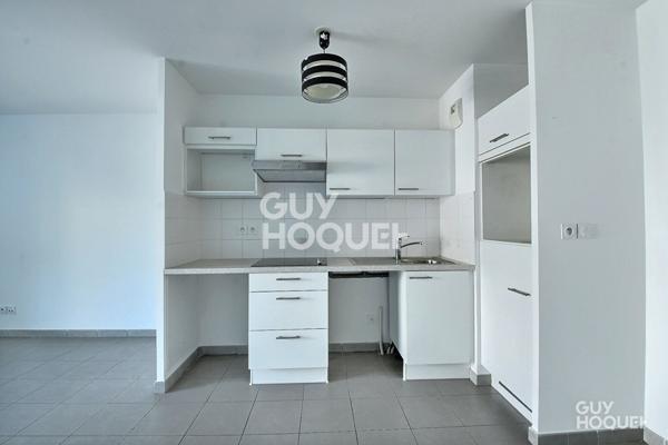À vendre, Appartement T2 lumineux avec balcon et garage fermé, Saint-Fons (69190)