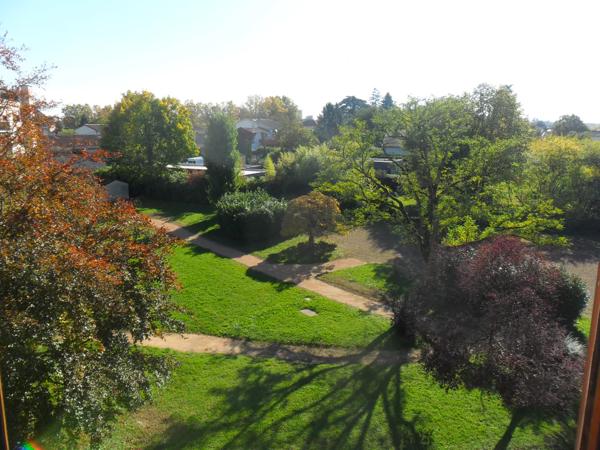 Appartement à louer à Mâcon (71000)