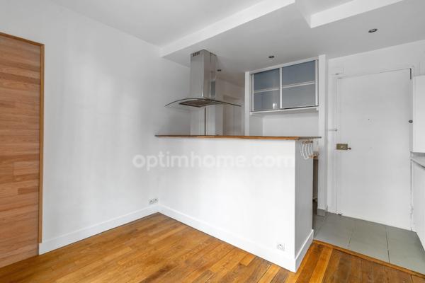 Appartement 3 pièces - 48 m2 - PARIS 20EME