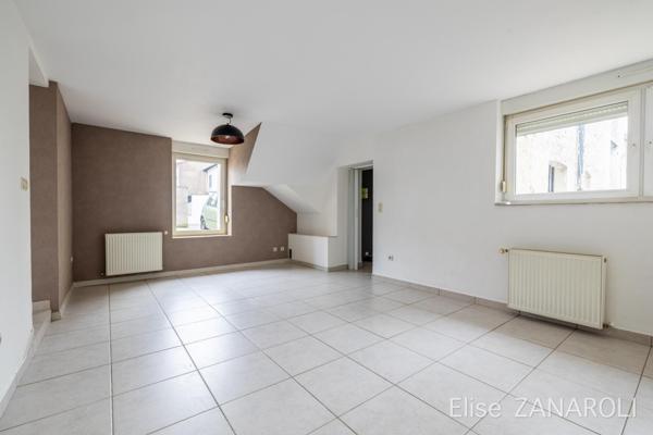 Deux pièces avec stationnement au cente d'Hettange-Grande!