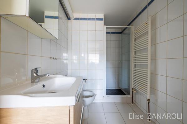 Deux pièces avec stationnement au cente d'Hettange-Grande!