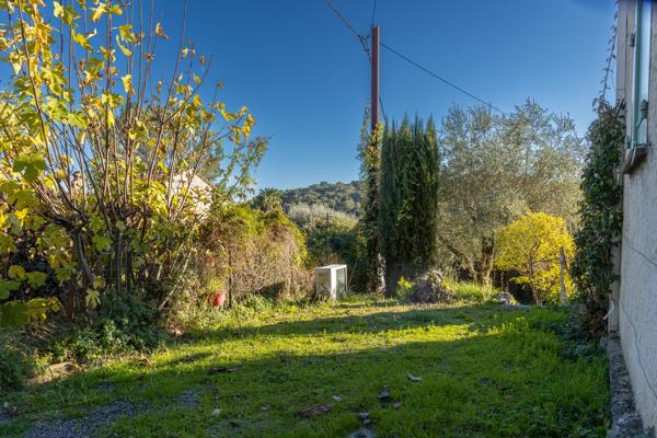 Villa Individuelle de 100m2 au calme et proche du centre