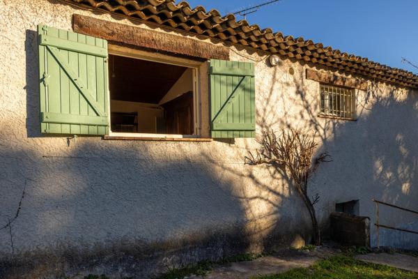 Villa Individuelle de 100m2 au calme et proche du centre