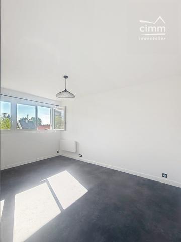 A Louer ! Studio situé à deux pas de la gare de MONTARGIS &nbsp;et des commerces de proximité.