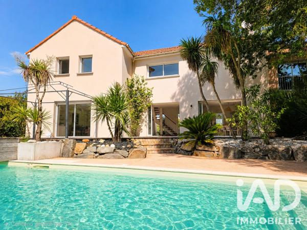 Maison à vendre 7 pièces 237,42 m² Bouaye