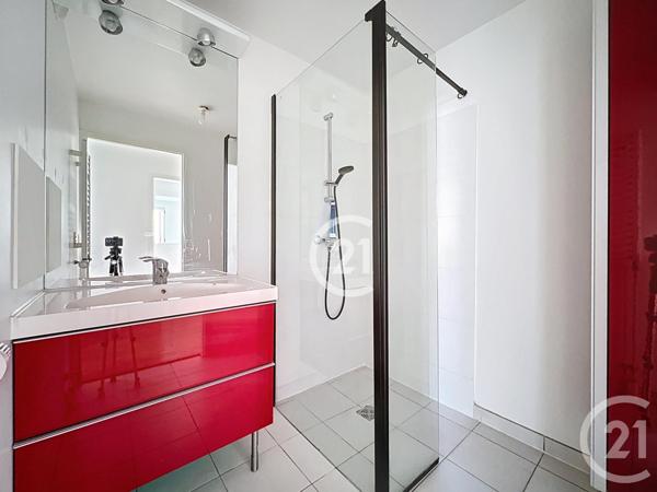 Appartement F3 à vendre  3 pièces - 72,76 m2 BAGNOLET - 93