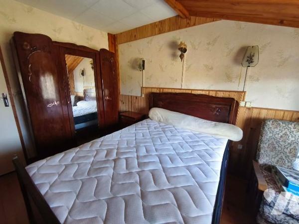 Petit maison avec jardin et garage