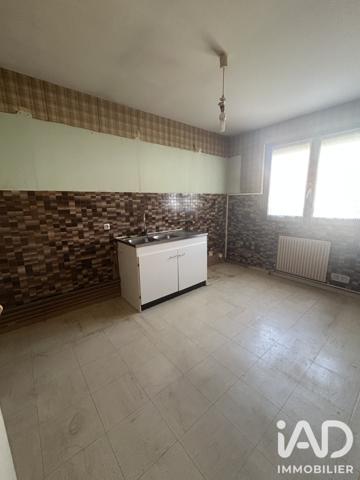 Maison à vendre 5 pièces 82 m² Bourges