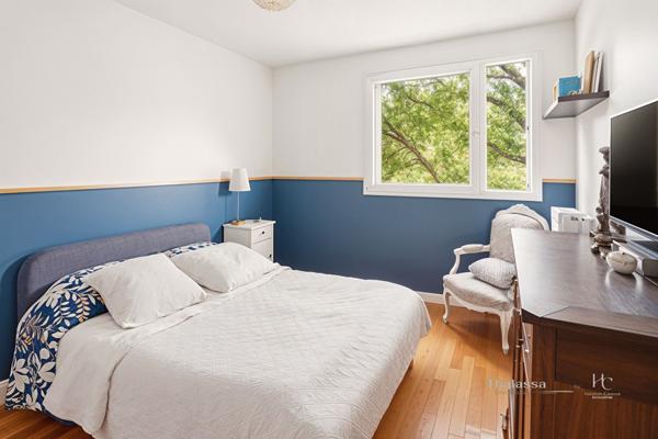 NANTES ZOLA T4-Balcon-Cave & Stationnement,  
Nantes 44100
