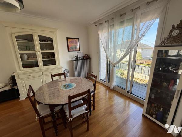 LAVAL, proche gare, Maison sur sous-sol