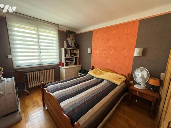 LAVAL, proche gare, Maison sur sous-sol