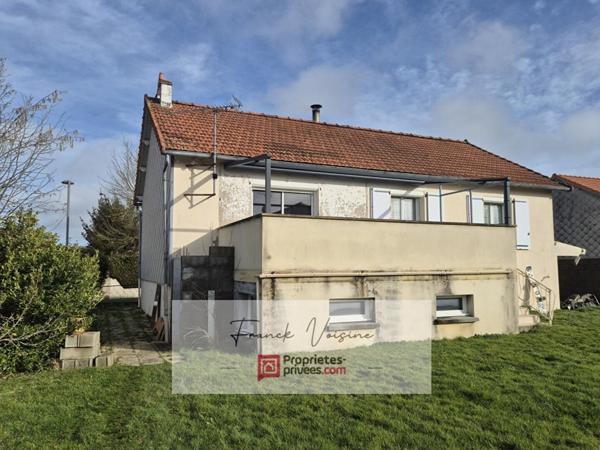 A VENDRE aux Herbiers, Maison de 79 m2 env avec 2 chambres et 1 bureau sur une parcelle de 349 m2 env