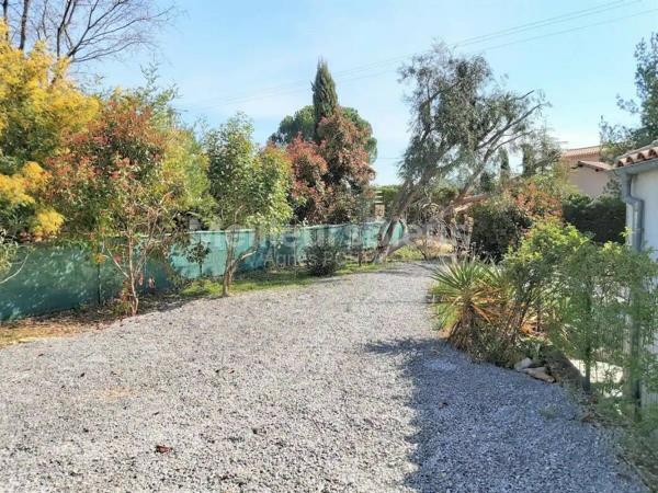 maison au calme avec vue, dépendance et garage