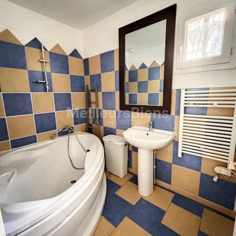 maison au calme avec vue, dépendance et garage