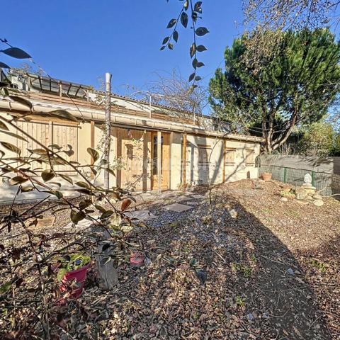 maison au calme avec vue, dépendance et garage