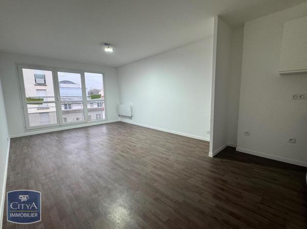 Appartement à louer 4 pièces 75.75m²