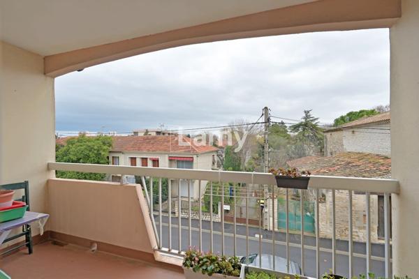 Parking + annexe + appartement + parking