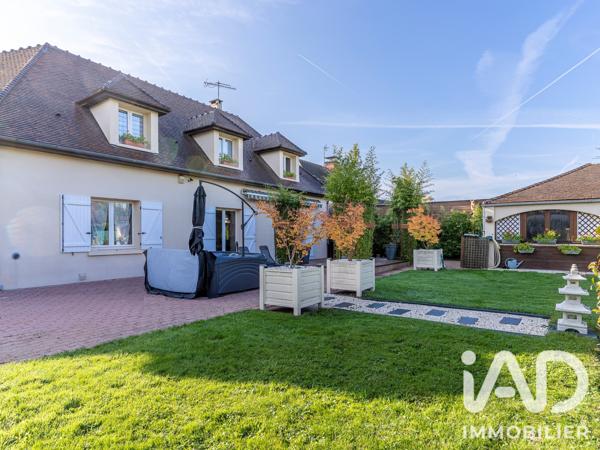 Maison à vendre 8 pièces 242 m² Serris