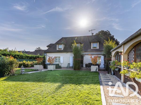 Maison à vendre 8 pièces 242 m² Serris