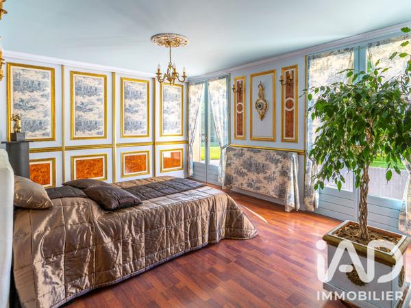 Maison à vendre 8 pièces 242 m² Serris