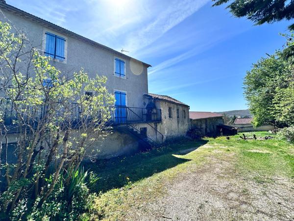 Maison en Pierre entièrement rénovée à neuf  avec dépendances et jardin sur Arcambal