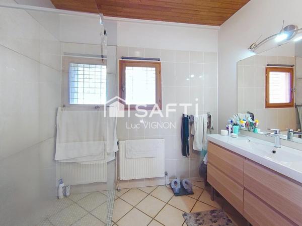 MAGNIFIQUE ENSEMBLE IMMOBILIER, REEL HAVRE DE PAIX