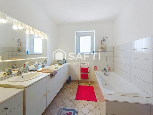 MAGNIFIQUE ENSEMBLE IMMOBILIER, REEL HAVRE DE PAIX