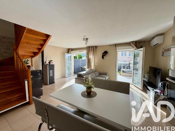 Maison à vendre 4 pièces 79 m² Cuges-les-Pins