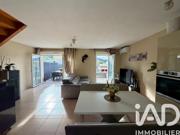 Maison à vendre 4 pièces 79 m² Cuges-les-Pins