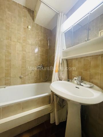 STUDIO 17M2 SAINTE-MAXIME ( 83120 )