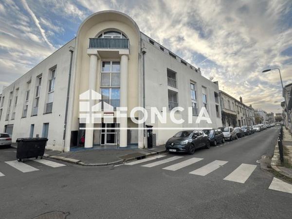 Location Appartement meublé 2 pièces 29.07 m² - ANGLE RUE PUYSEGUR / 23 RUE DUBOURDIEU Bordeaux 33000