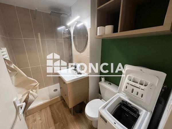 Location Appartement meublé 2 pièces 29.07 m² - ANGLE RUE PUYSEGUR / 23 RUE DUBOURDIEU Bordeaux 33000