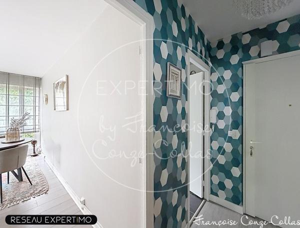 Appartement 2 chambres, loggia, balcon, cave, parking, piscine