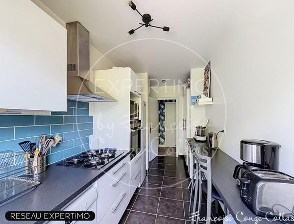 Appartement 2 chambres, loggia, balcon, cave, parking, piscine